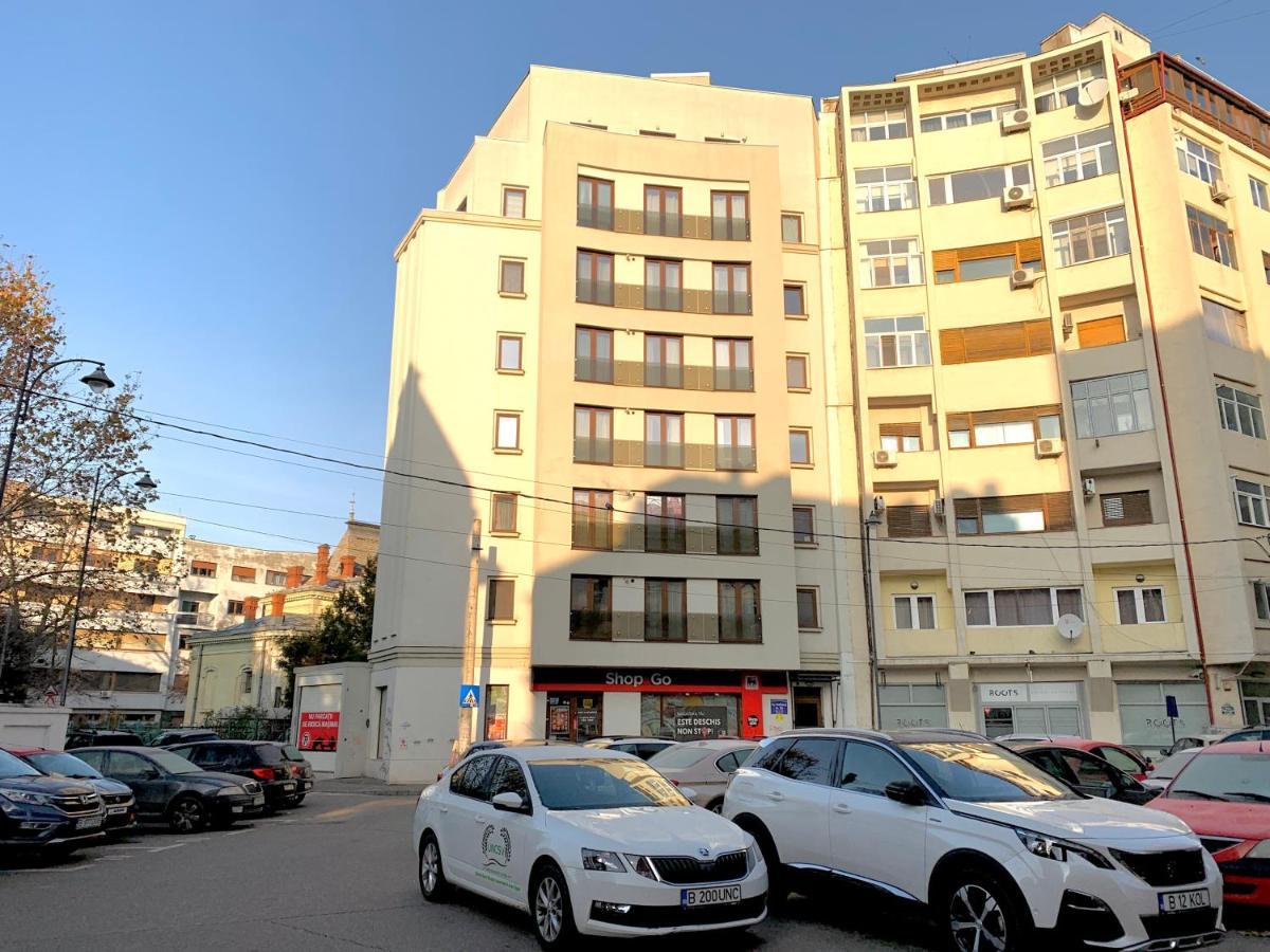 Downtown Italian Studio Bucarest Esterno foto